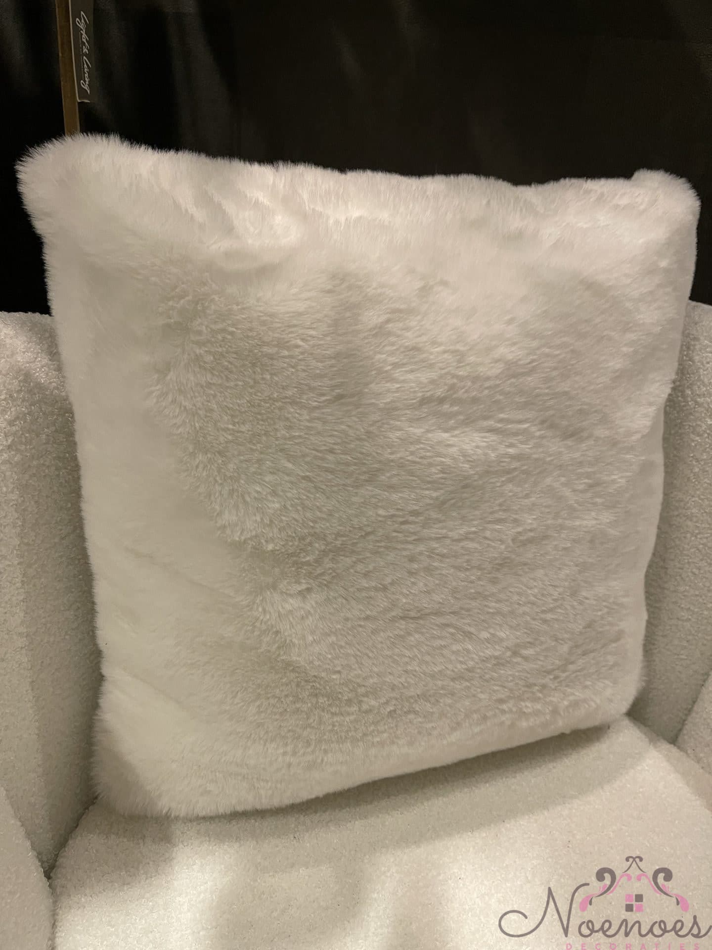 Fluffy kussen off-white 50x50 cm