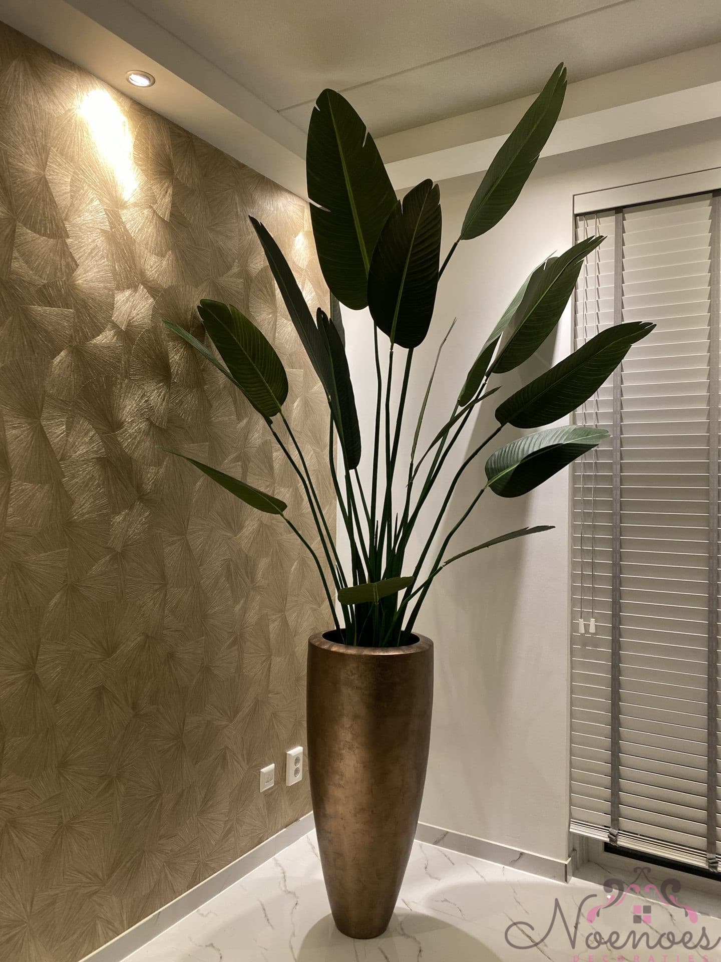 Strelitzia kunstplant XXL in bronzen bamba vaas 240-250 cm