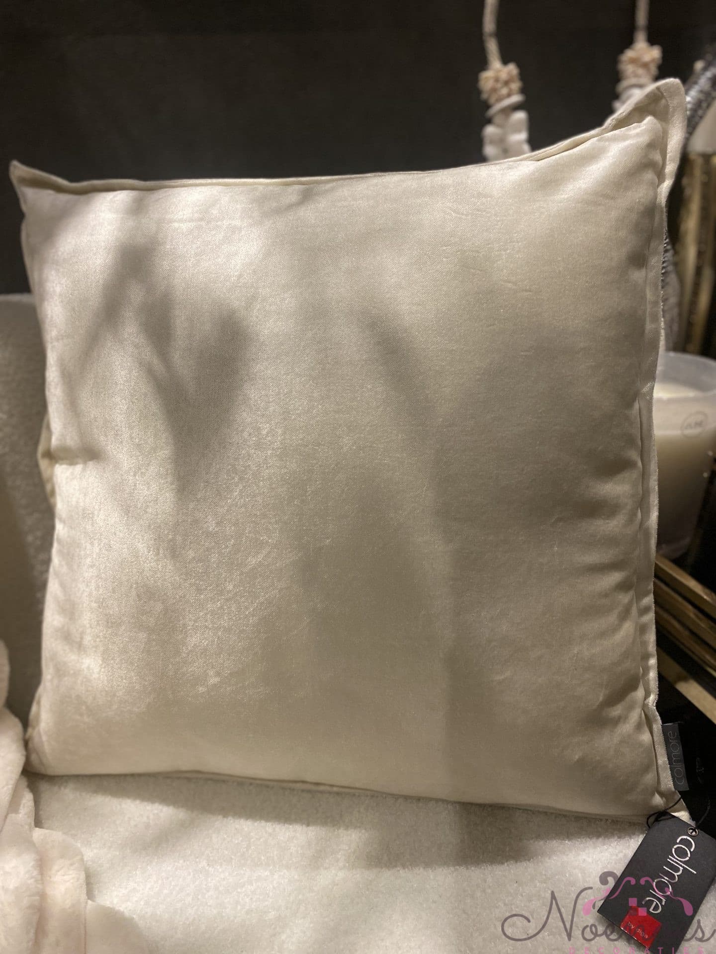 Sierkussen velvet off-white 50x50 cm