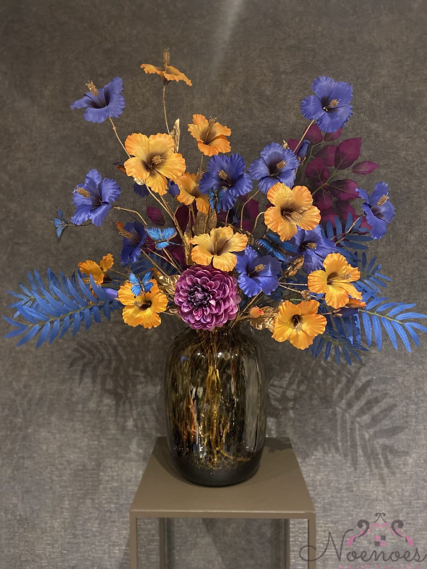Vaas met zijden boeket XL blauw-oranje 100x100 cm