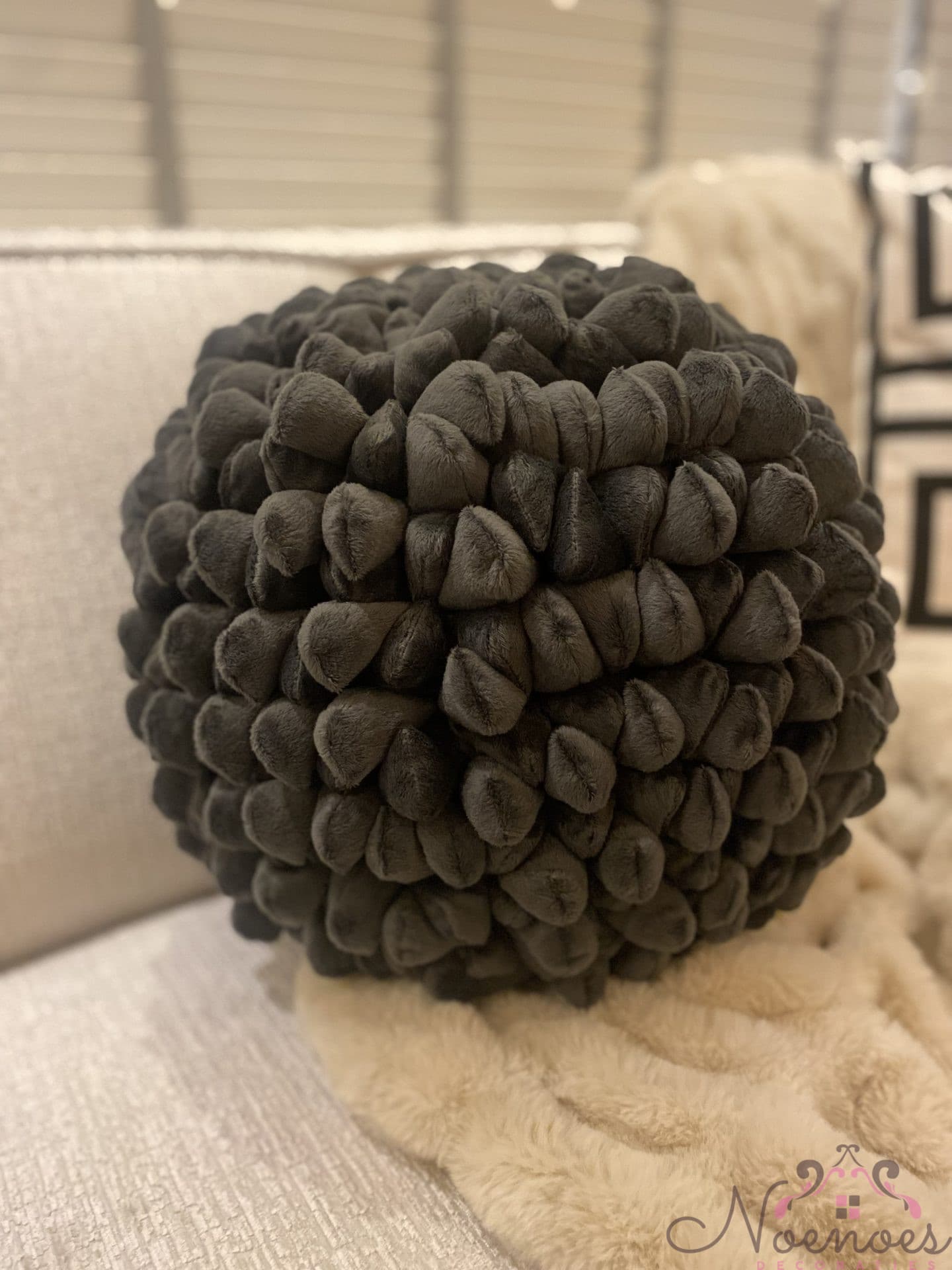 Kussen pebble bal rond antraciet 31x31 cm