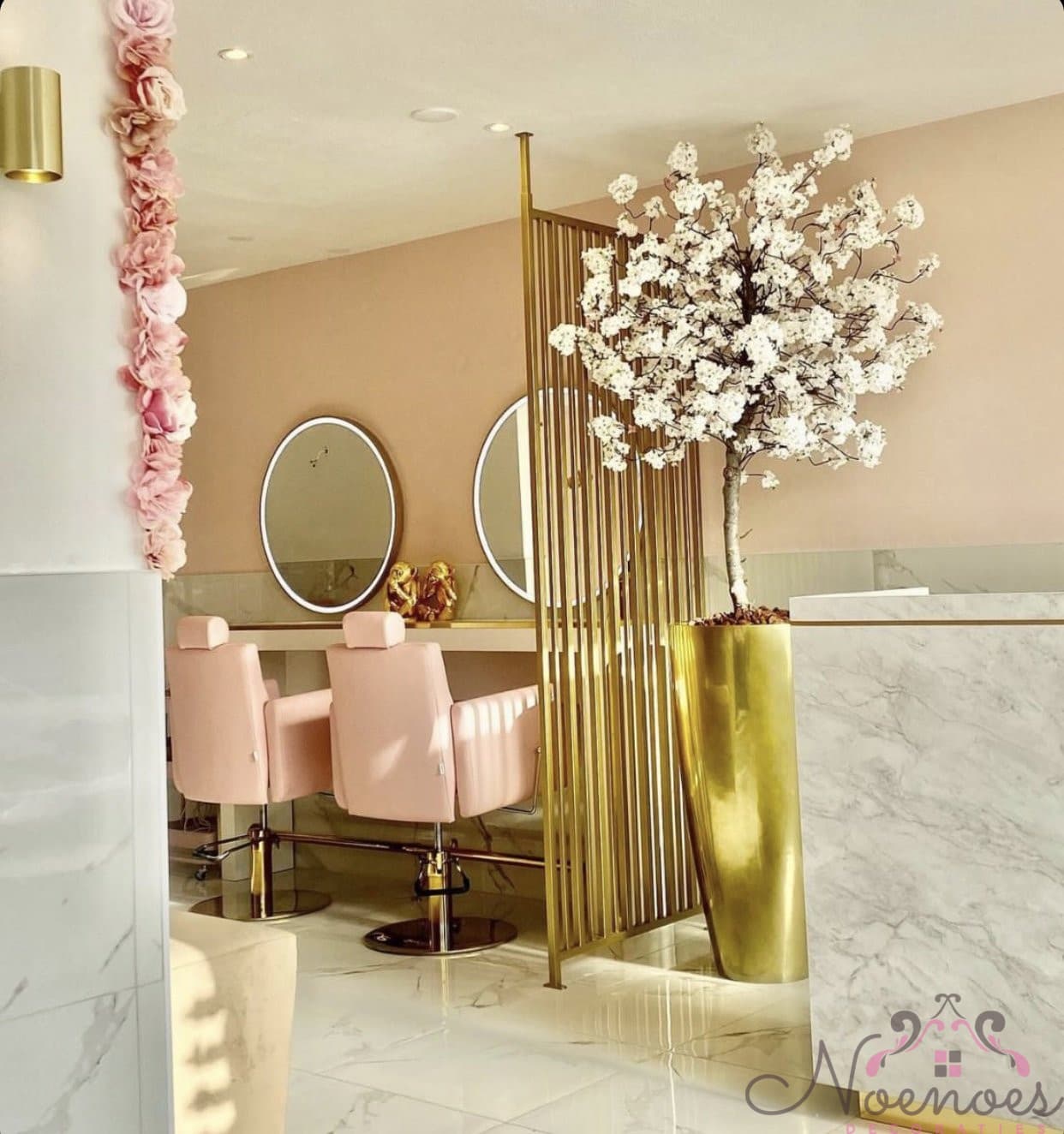 Vaas goud met XXL Japanse Sakura bloesemboom 230-240 cm