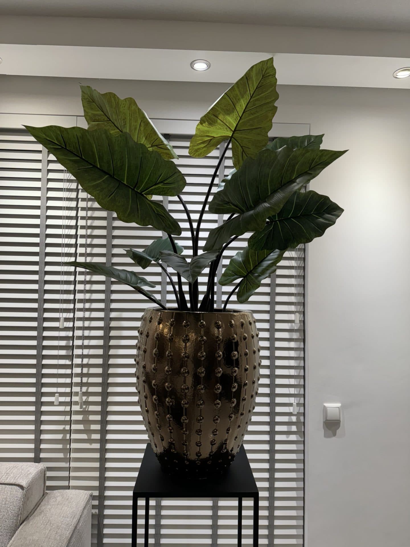 Vaas brons-goud met kunstplant palm, 44x55 cm, totaal 150 cm hoog
