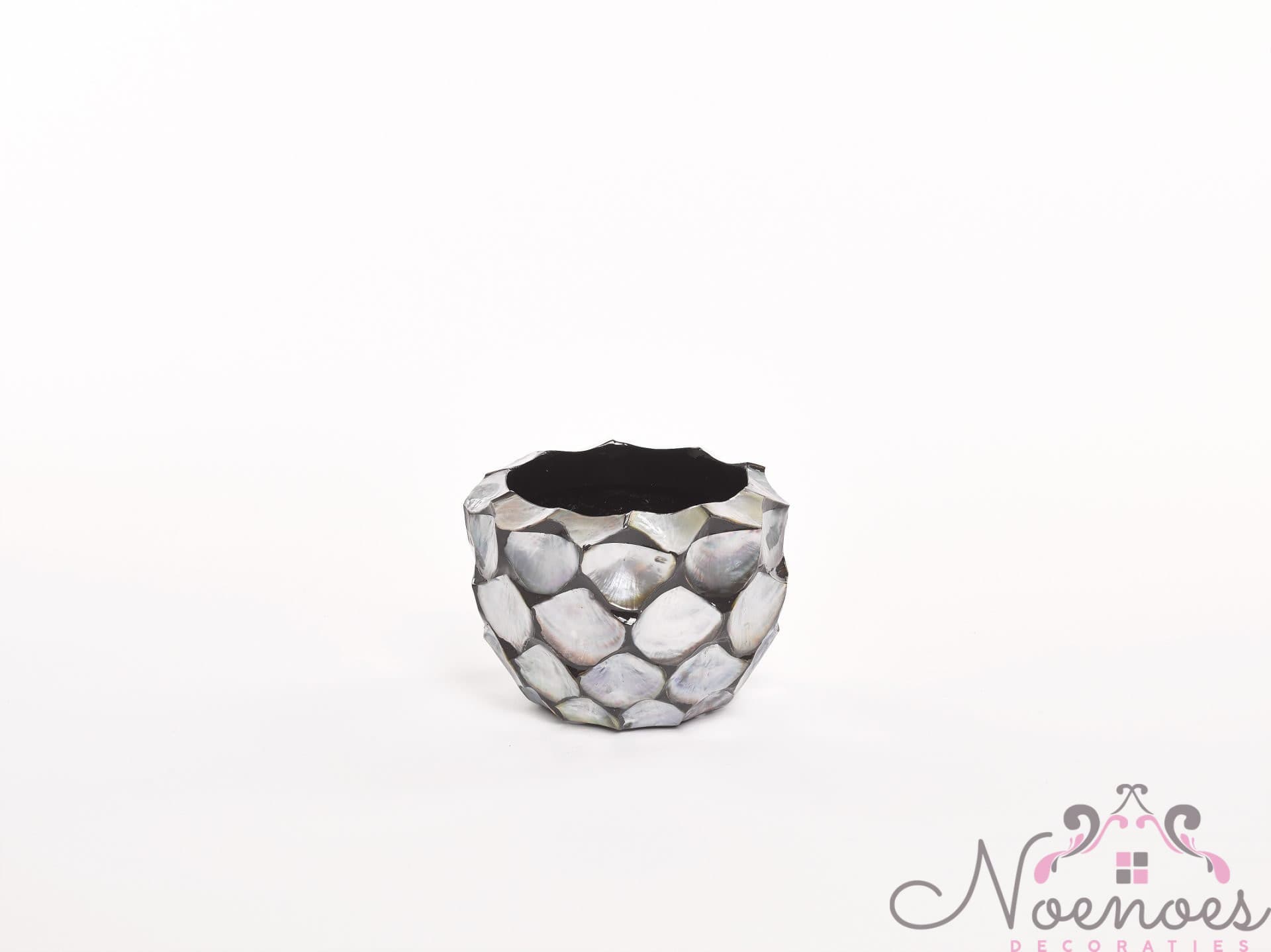 Schelpenvaas Mother of Pearl zilver 19x19x16 cm