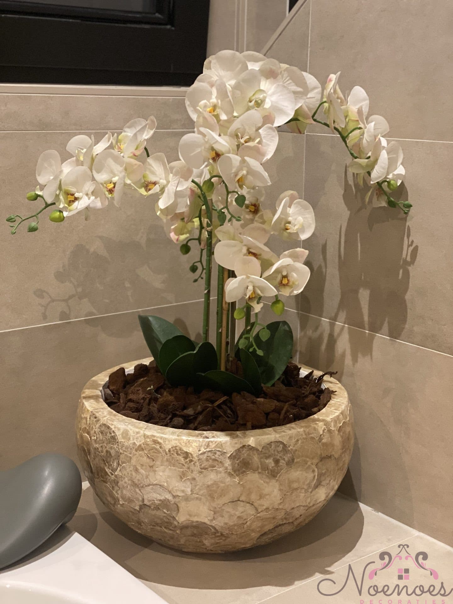 Schelpenvaas Capiz goud rond 40 cm - exclusief orchideeën