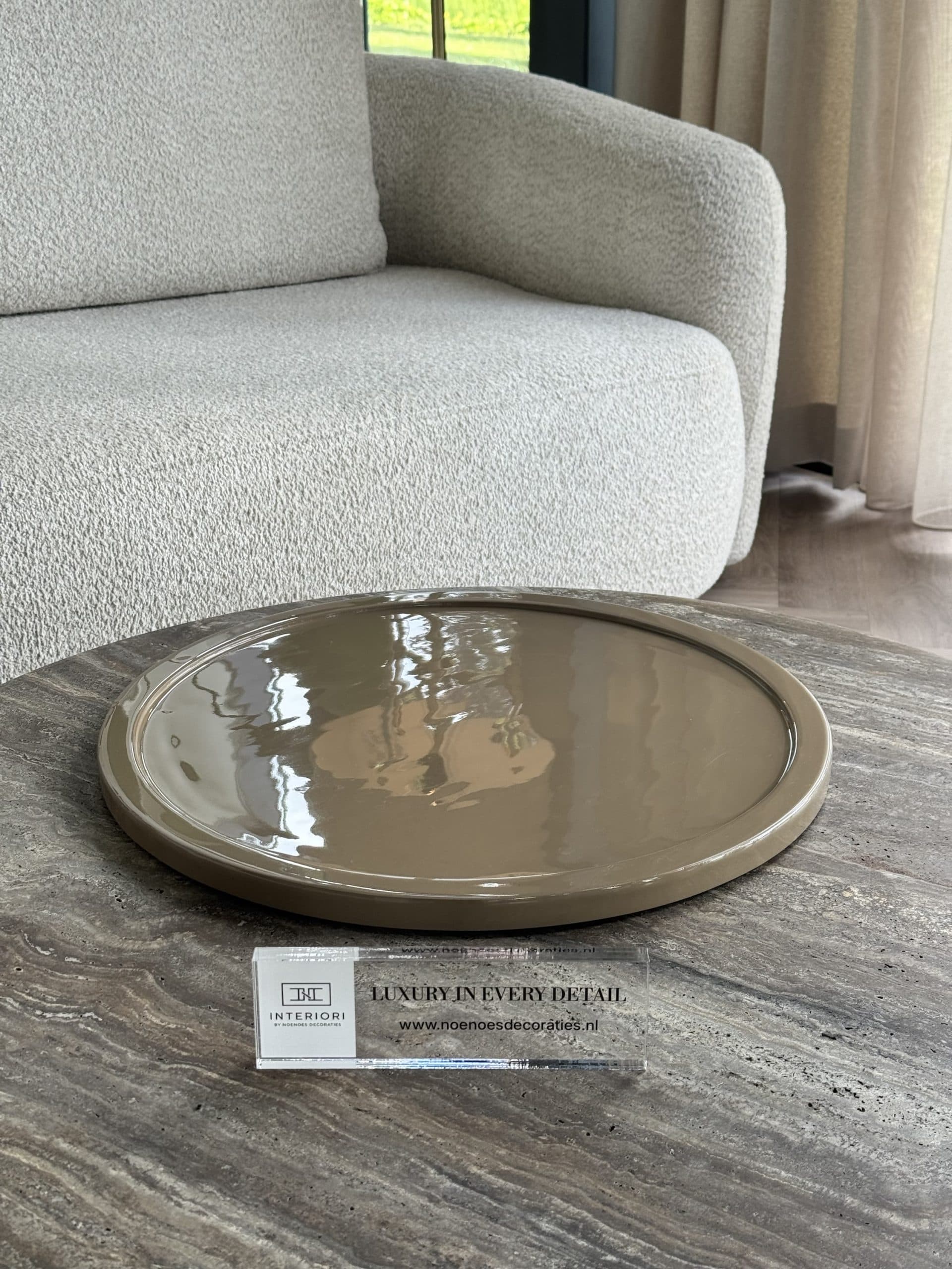 Dienblad rond khaki taupe met glanzende afwerking 50 cm