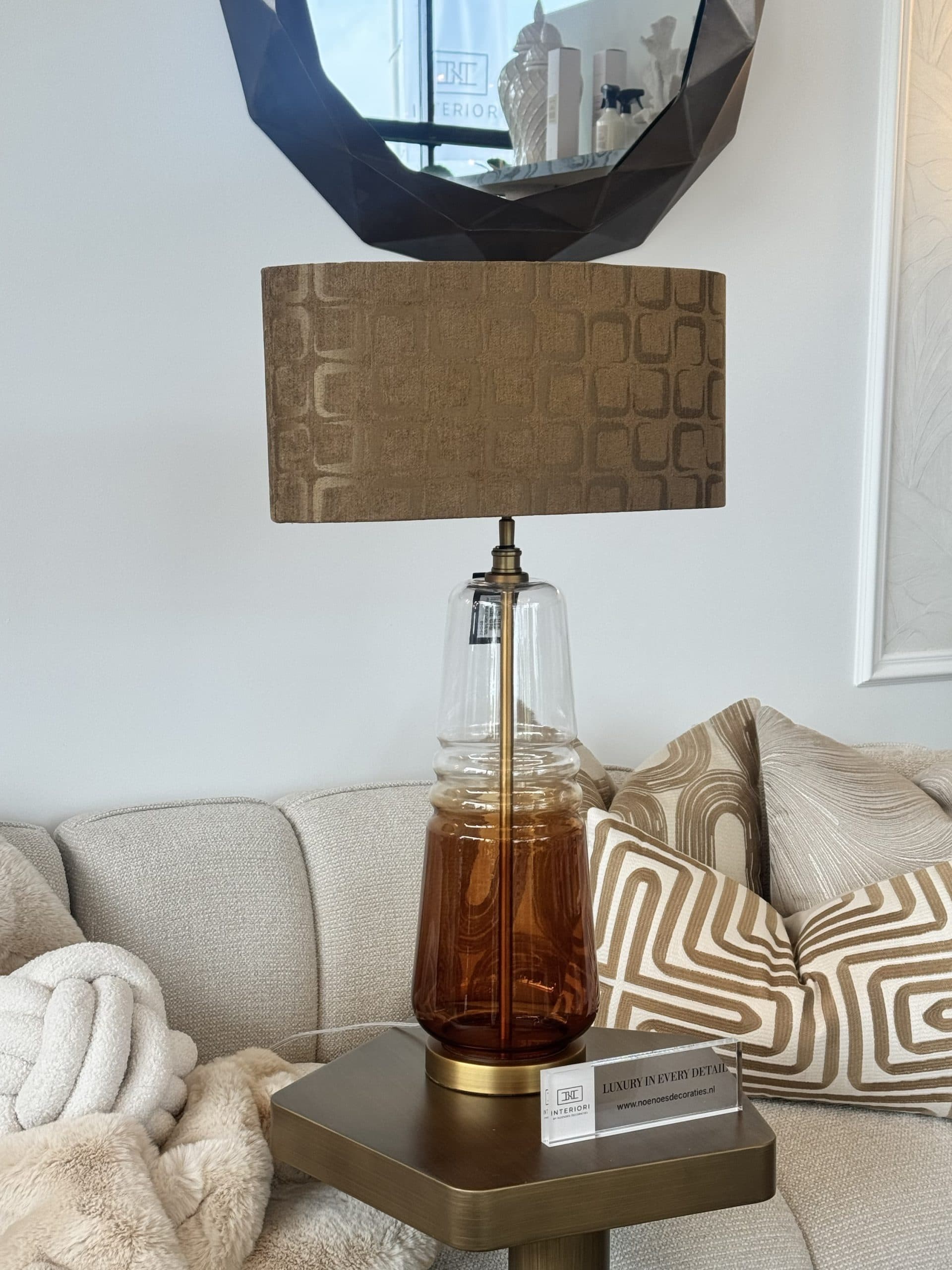 Tafellamp amber glas met bruine kap 45,5x22x73,5 cm