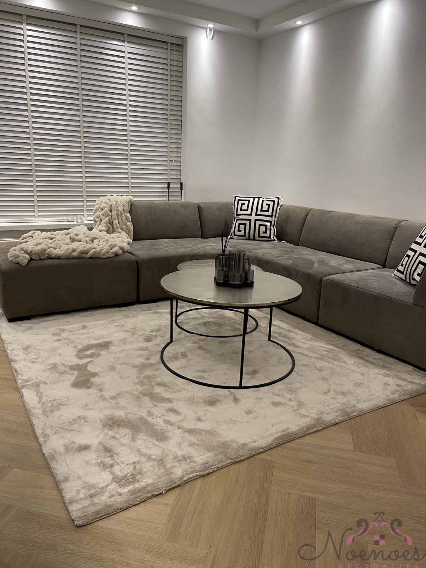 Velvet vloerkleed champagne 200x300 cm