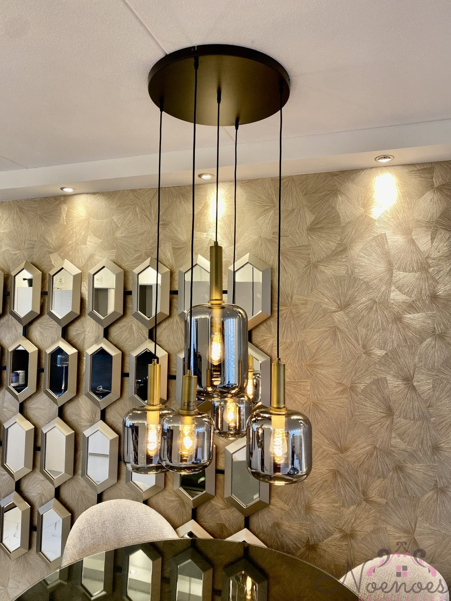 Hanglamp 5-lichts rond smoke glas met gouden fittingen 60 cm
