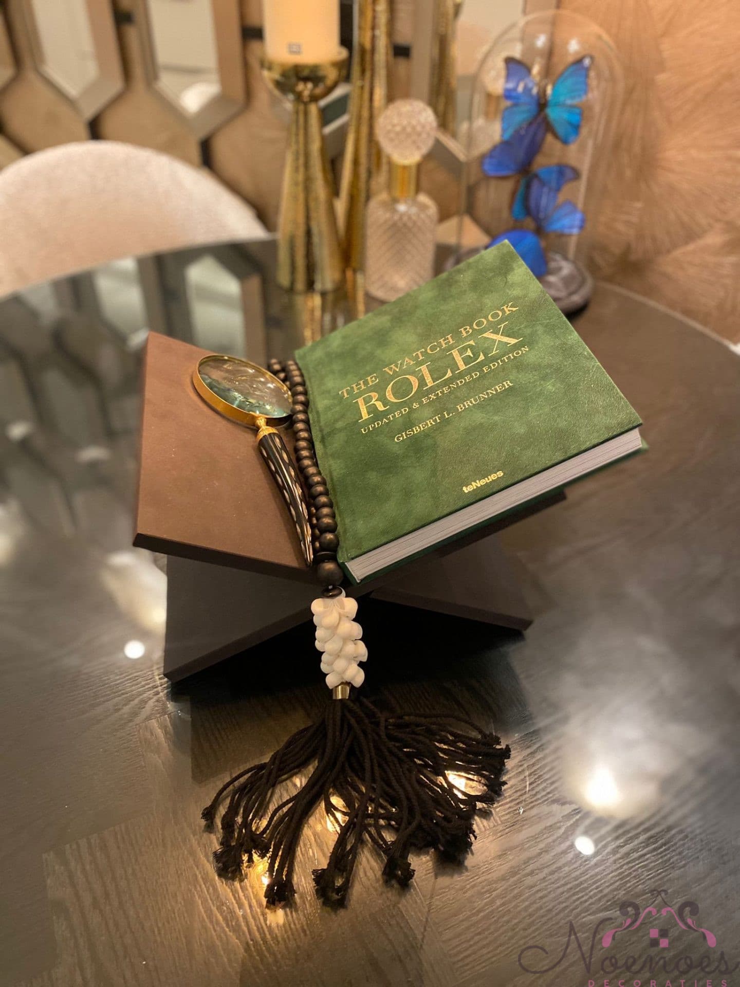 Decoratie ketting zwart wit goud met kwast en kralen