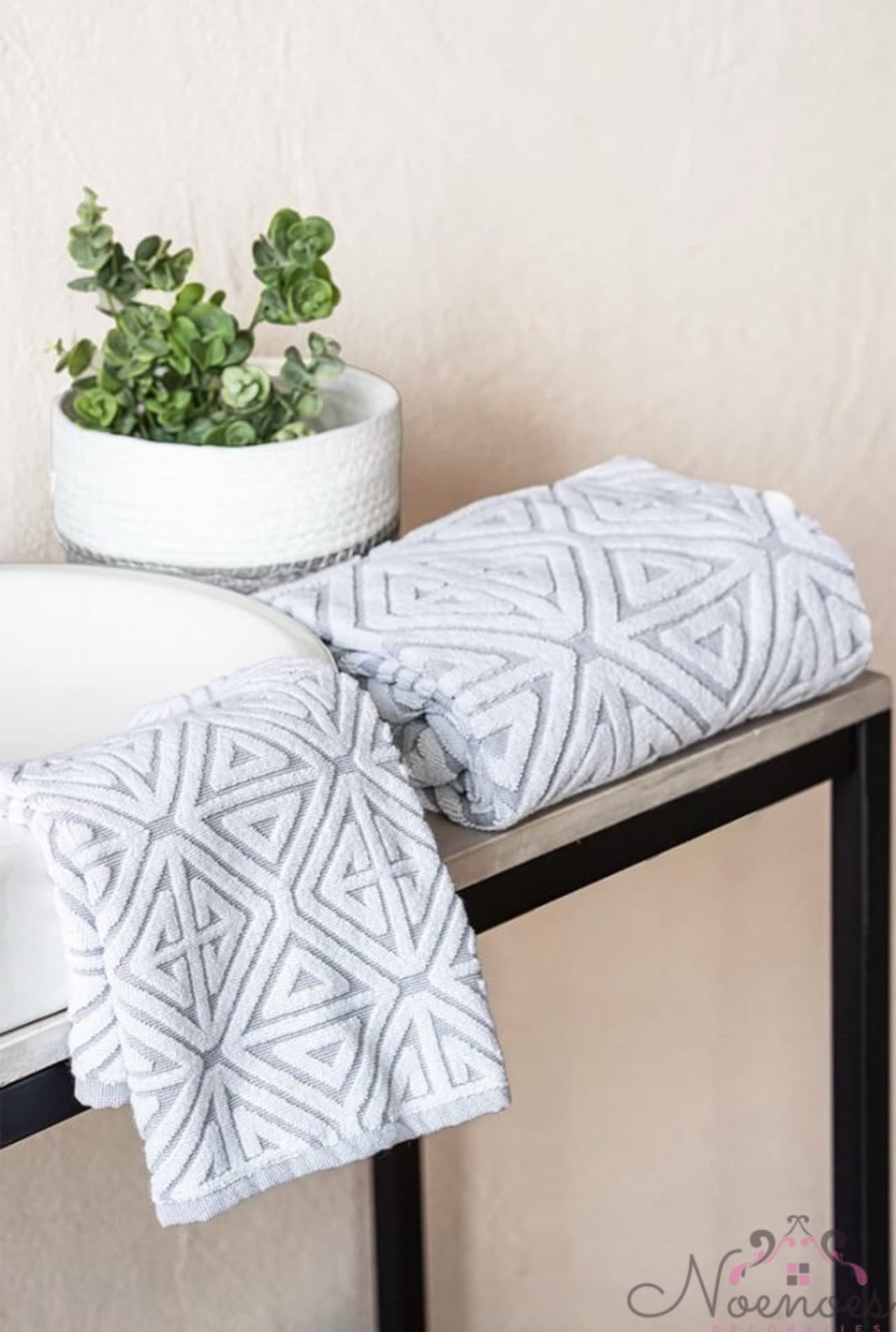 Badlaken Tahini White grijs-wit katoen 70x140 cm