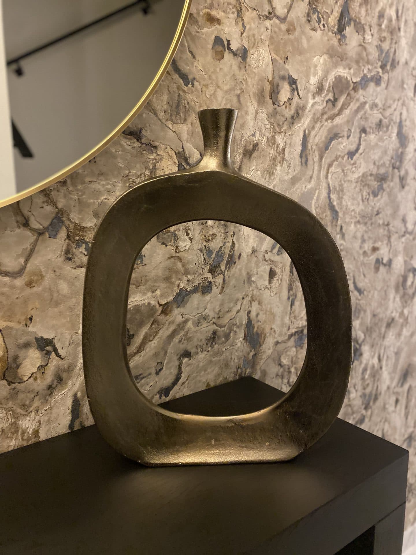 Vaas ovaal staand brass champagne aluminium 47 cm