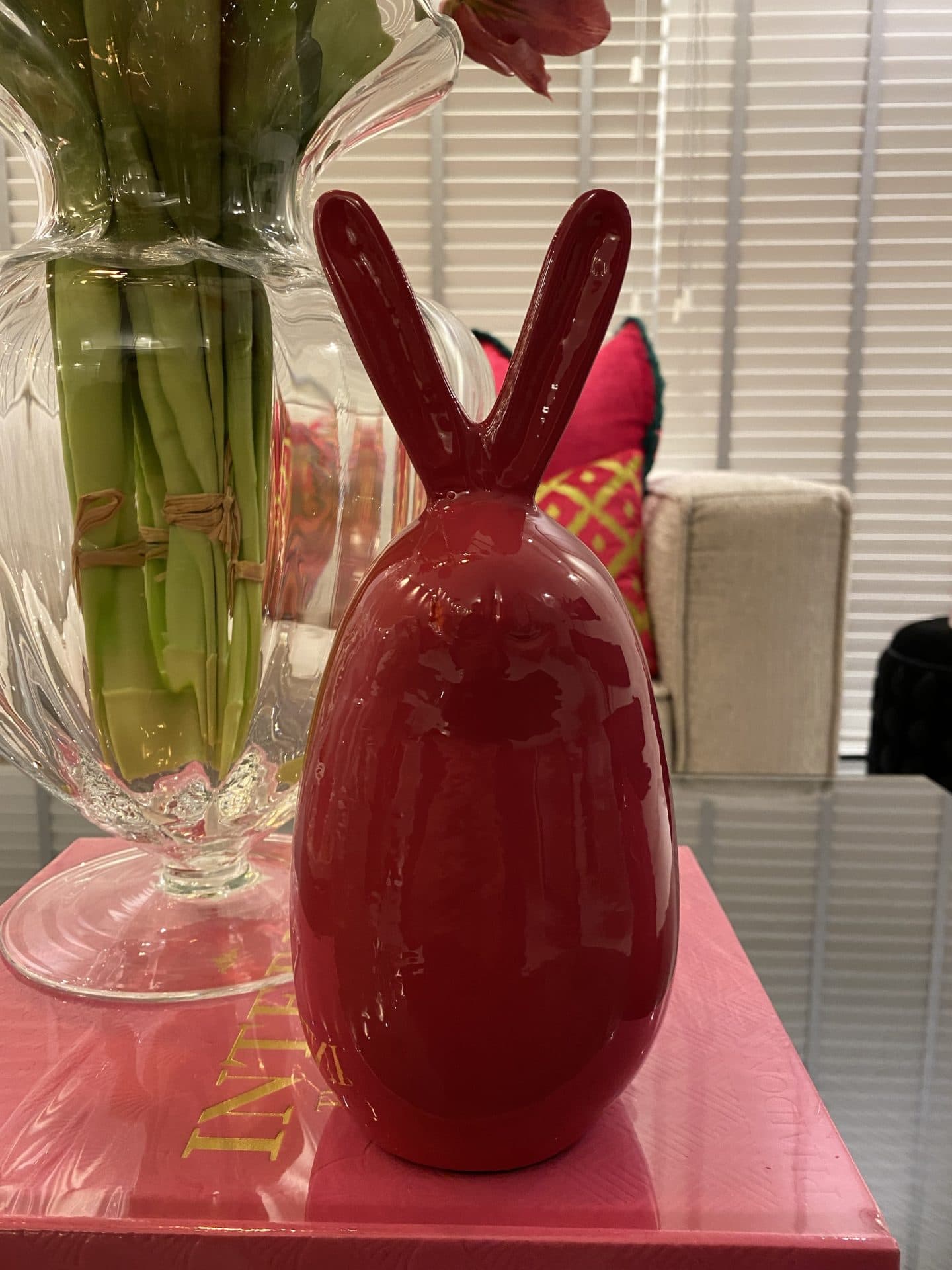 Rabbit beeldje fuchsia small 8x9x19 cm