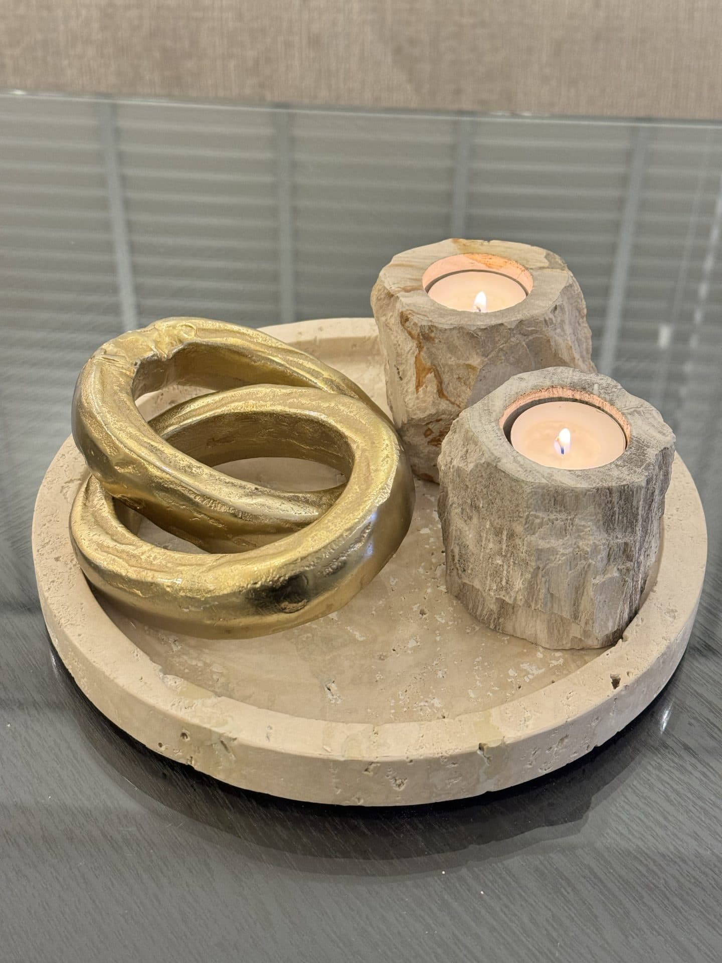 Travertine dienblad beige rond 25x25x2,5 cm