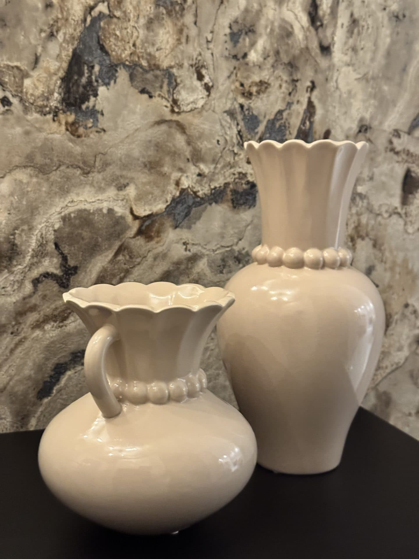 Vaasjes set van 2 beige sand met golfrand S en M