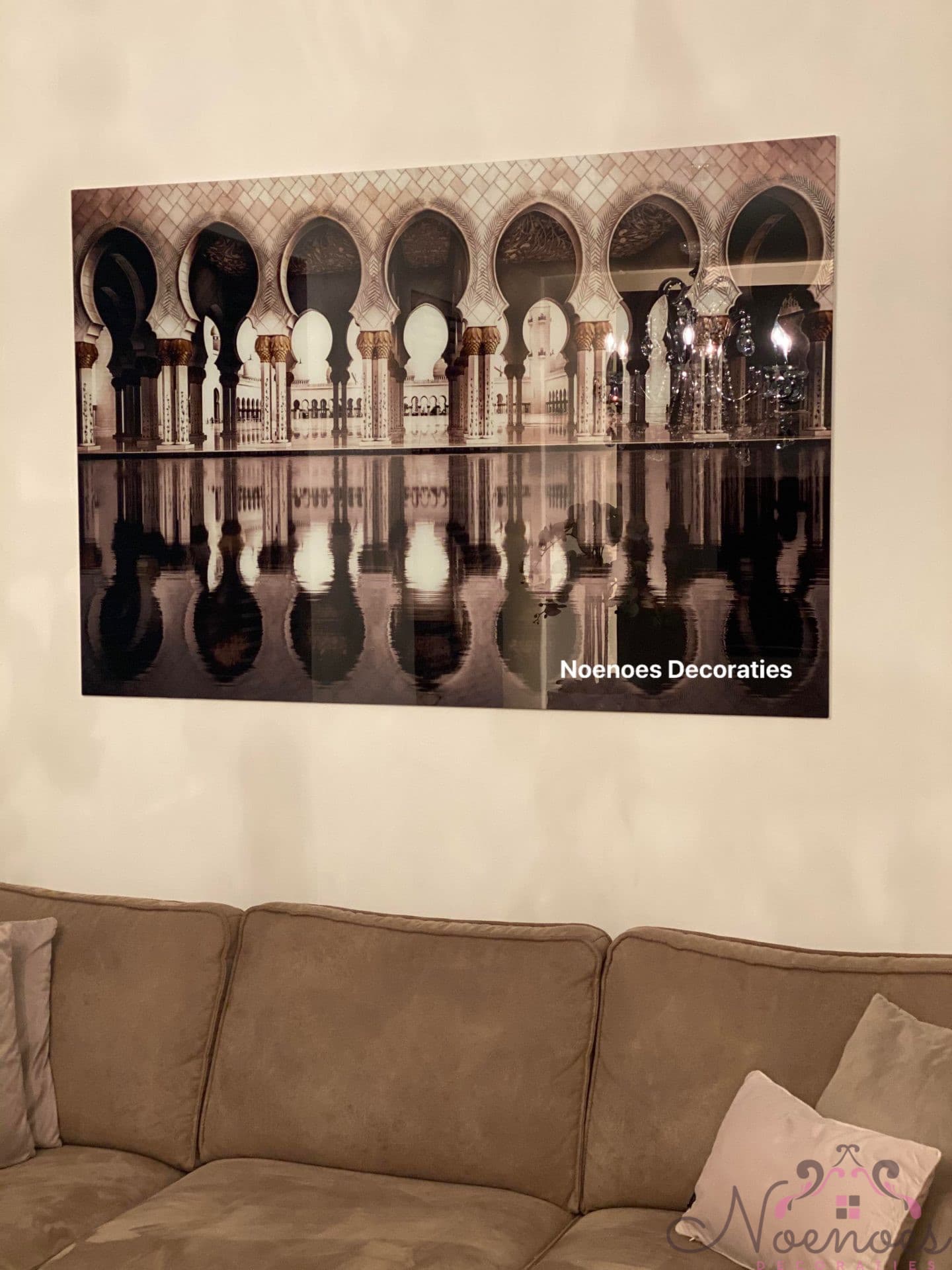Glasschilderij moskee Abu Dhabi met waterreflectie - 120x80 of 150x100 cm
