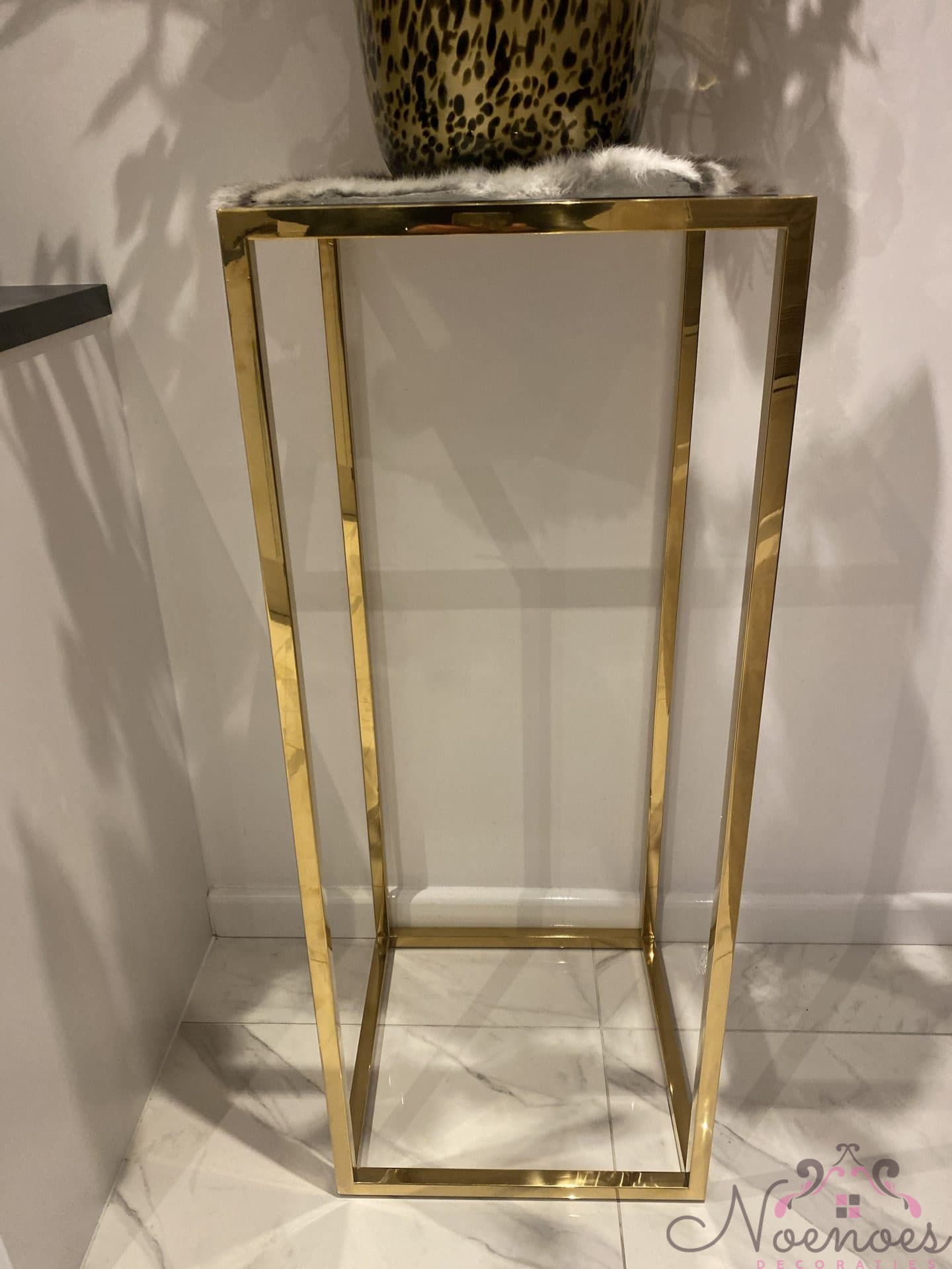 Zuil goud met glazen blad 40x40x100 cm - RVS en veiligheidsglas