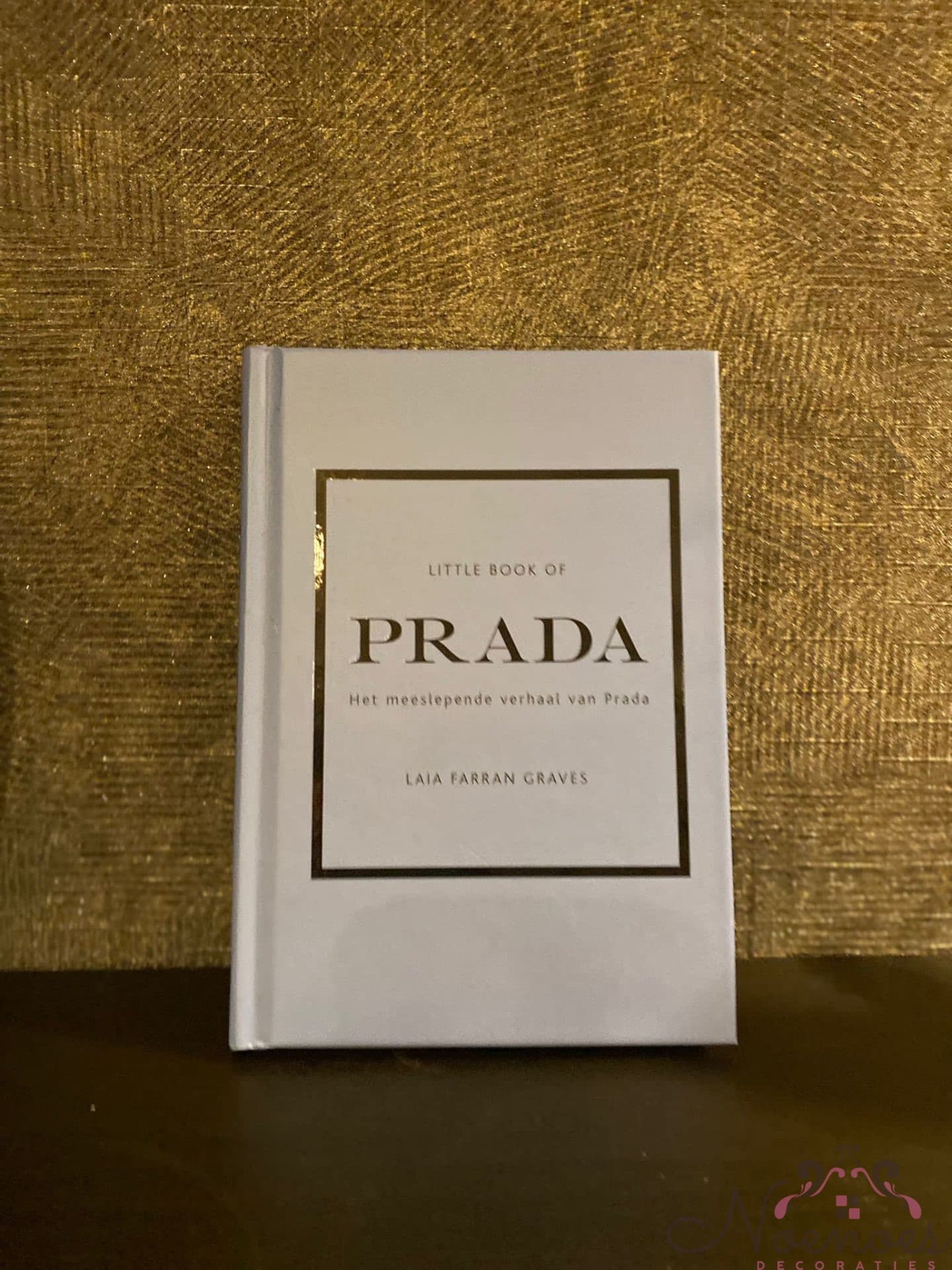Little Book of Prada - fashionboek over het verhaal van Prada